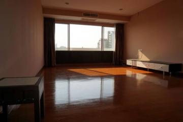 For Rent Bangkok Condo Empire House Ekkamai 12 BTS Ekkamai Watthana