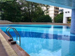 For Sale and Rent Bangkok Condo Baan Suanpetch Sukhumvit 39 BTS Phrom Phong Watthana