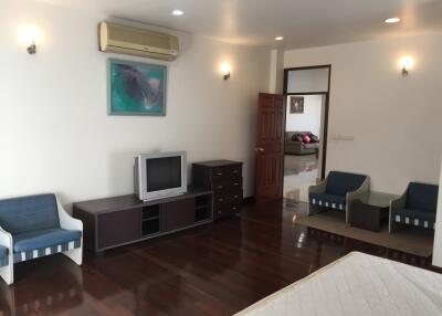 For Rent Bangkok Condo Garden Apt 49 Thonglor BTS Thong Lo Watthana