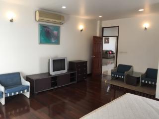 For Rent Bangkok Condo Garden Apt 49 Thonglor BTS Thong Lo Watthana