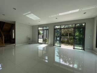 For Sale Single House The Palm Phatthanakan BTS On Nut Suan Luang