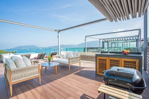 Seaview 3 bedrooms penthouse in Patong