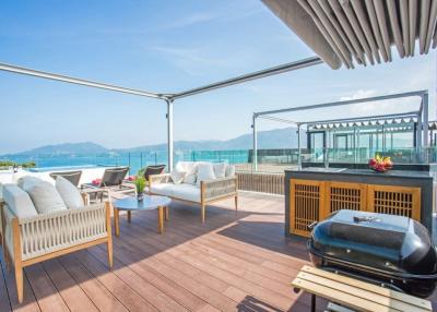 Seaview 3 bedrooms penthouse in Patong