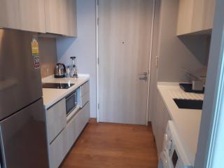 For Rent Bangkok Condo Lumpini 24 Sukhumvit 24 BTS Phrom Phong