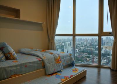 For Sale and Rent Bangkok Condo Le Luk Sky Walk Sukhumvit 69/1 BTS Phra Khanong Watthana