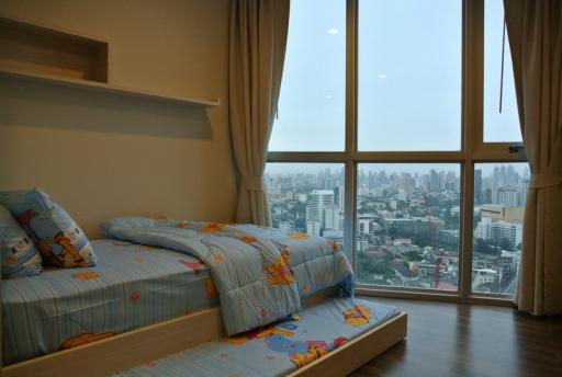 For Sale and Rent Bangkok Condo Le Luk Sky Walk Sukhumvit 69/1 BTS Phra Khanong Watthana