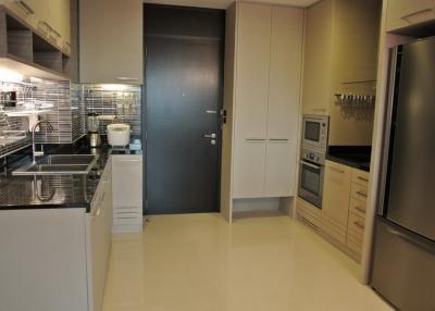 For Sale and Rent Bangkok Condo Le Luk Sky Walk Sukhumvit 69/1 BTS Phra Khanong Watthana