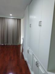 For Rent Bangkok Condo Polo Park Condominium Wireless BTS Phloen Chit MRT Lumphini Pathum Wan