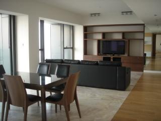 For Rent Bangkok Condo The Met South Sathorn BTS Chong Nonsi MRT Lumphini Sathorn