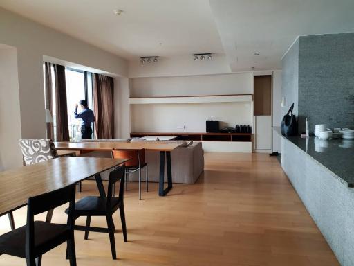 For Rent Bangkok Condo The Met South Sathorn BTS Chong Nonsi MRT Lumphini Sathorn