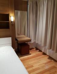 For Rent Bangkok Condo Emporio Place Sukhumvit 24 BTS Phrom Phong