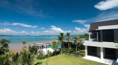 Beachfront luxury 6 bedrooms villa in Cape Yamu