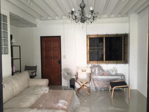 For Rent Single house Sun Wichai BTS Ekkamai MRT Phetchaburi Huai Khwang