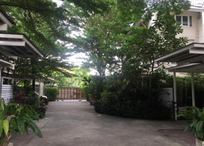 For Rent Bangkok Single House Sukhumvit BTS Ekkamai Watthana