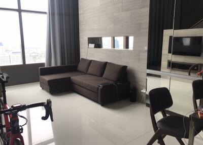 For Rent Bangkok Condo Emporio Place Sukhumvit 24 BTS Phrom Phong Khlong Toei