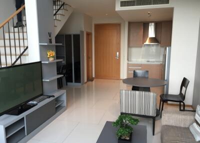 For Rent Bangkok Condo Emporio Place Sukhumvit 24 BTS Phrom Phong Khlong Toei