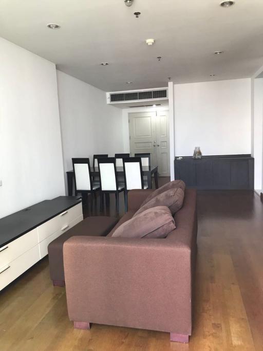 For Rent Bangkok Condo Master Centrium Sukhumvit 19 BTS Asok MRT Sukhumvit Watthana