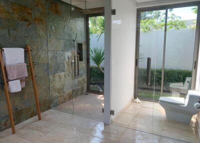 Resale 3 Bedrooms Anchan villa