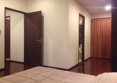 For Rent Bangkok Condo Noble Ora Sukhumvit 55 BTS Thong Lo Watthana