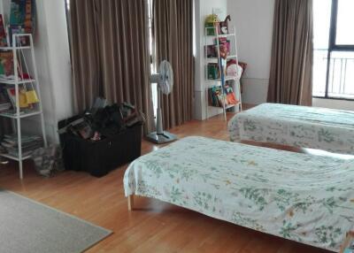 For Rent Bangkok Condo TBI Tower Sukhumvit 30 BTS Phrom Phong Khlong Toei