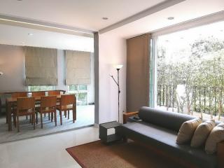 For Sale and Rent Bangkok Town House The Estate BTS On Nut Suan Luang