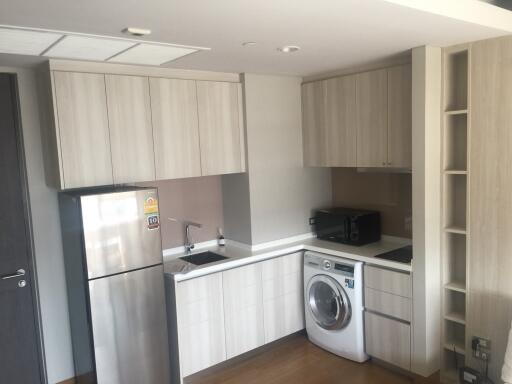 For Sale and Rent Bangkok Condo Lumpini 24 Sukhumvit 24 BTS Phrom Phong Khlong Toei