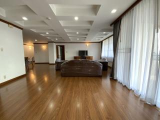 For Rent Bangkok Condo Acadamia Grand Tower Sukhumvit 43 BTS Phrom Phong Watthana