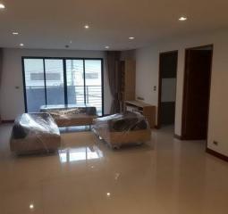 For Rent Bangkok Apartment Sukhumvit BTS Asok Khlong Toei