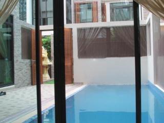 For Rent Bangkok Single House Sukhumvit BTS Phrom Phong Khlong Toei