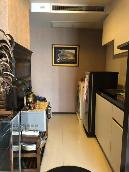 For Rent Bangkok Condo Tempo Ruamrudee Ruam Ruedi BTS Phloen Chit Pathum Wan