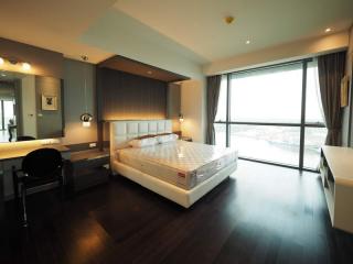 223 ตรม., 3 ห้องนอน, 3 ห้องน้ำ คอนโด ราคา ฿ 44,600,000