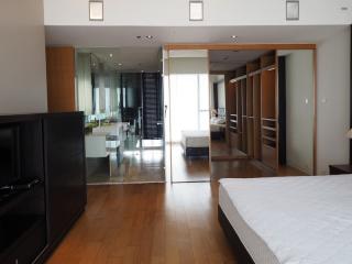 For Rent Bangkok Condo The Met South Sathorn BTS Chong Nonsi MRT Lumphini Sathorn