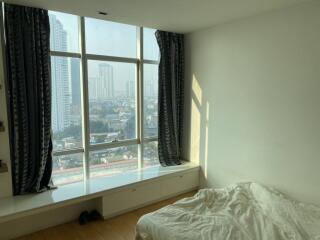 For Rent Bangkok Condo Baan Chaophraya Condo Charoen Nakhon BTS Saphan Taksin Khlong San