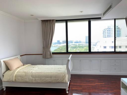 For Sale Bangkok Penthouse Sukhumvit Casa on Sukhumvit 10 near BTS Asok Khlong Toei