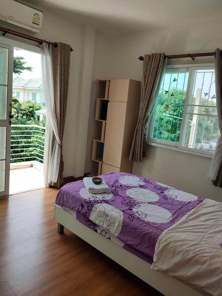 For Sale House Rom Klao Road Min Buri