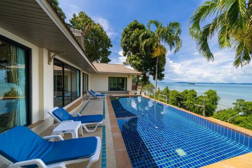 Seaview 4 Bedrooms private pool villa in Ao Por