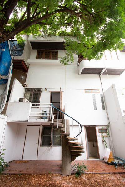 For Rent Bangkok Town House Home Office Sukhumvit BTS Thong Lo Watthana