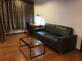 For Rent Bangkok Condo Surawong City Resort Surawong BTS Chong nonsi MRT Sam Yan Bang Rak