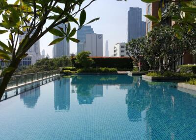 For Rent Bangkok Condo Villa Asoke New Petchaburi BTS Asok MRT Phetchaburi Ratchathewi