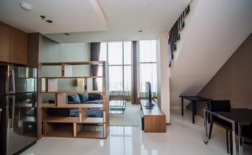 For Sale and Rent Bangkok Condo Emporio Place Sukhumvit 24 BTS Phrom Phong Khlong Toei