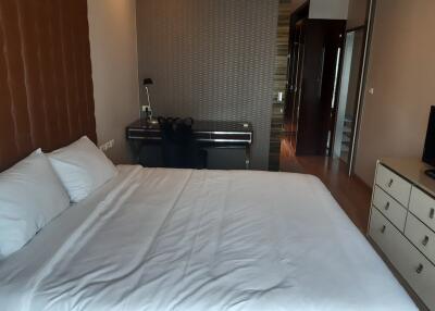 For Rent Bangkok Condo Noble Refine Sukhumvit 26 BTS Phrom Phong