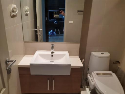 For Rent Bangkok Condo Noble Refine Sukhumvit 26 BTS Phrom Phong