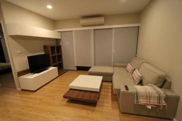 For Rent Bangkok Condo Renova Residence Nai Lert BTS Phloen Chit Pathum Wan