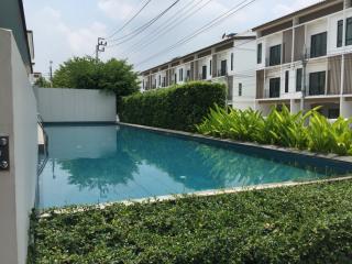 For Bangkok Town House Patio Krungthep Kreetha Hua Mak Bang Kapi