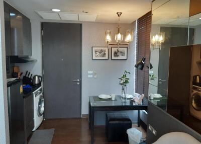 For Rent Bangkok Condo Lumpini 24 Sukhumvit 24 BTS Phrom Phong