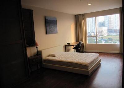 For Rent Bangkok Condo Wilshire Sukhumvit 22 BTS Phrom Phong Khlong Toei