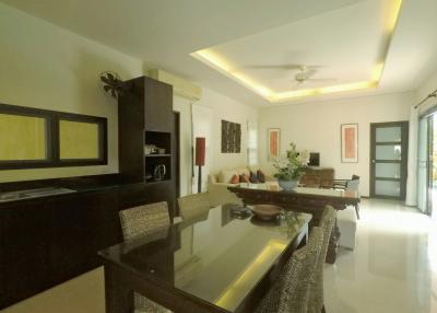 3 bedrooms oriental villa for sale in Rawai, Phuket