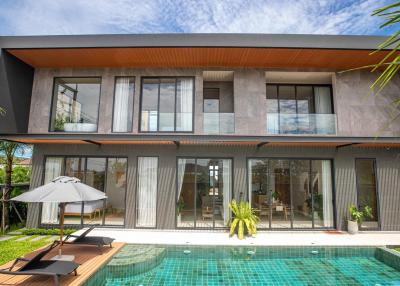 Luxury Seaview Pool Villa With 3 Bedrooms In Chalong