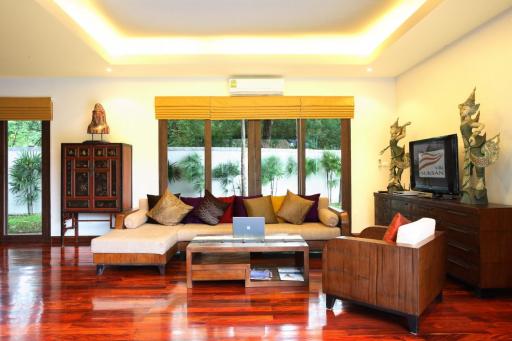 Luxury Private Pool Villa With 4 Bedrooms In Rawai