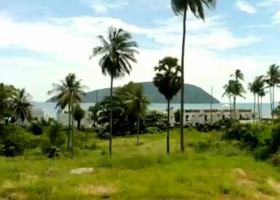 Prime Beachfront Development Land: Build Your Dream Villas and Achieve High ROI in Rawai